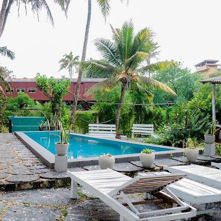 Asanka Surf House & Resturant Bed & Breakfast Midigama Luaran gambar